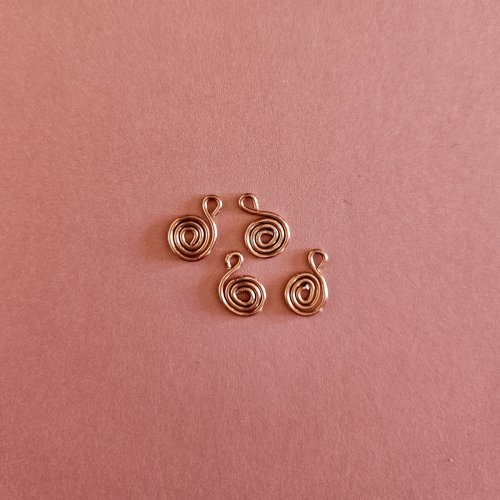 Margot Potter's Falloween Bracelet  - , Contemporary Wire Jewelry, Dapping, Dapping Jewelry, Findings, Clasps, Components, Wire Wrapping, Wrapping, Wire Wrapping Jewelry, Make all four coils